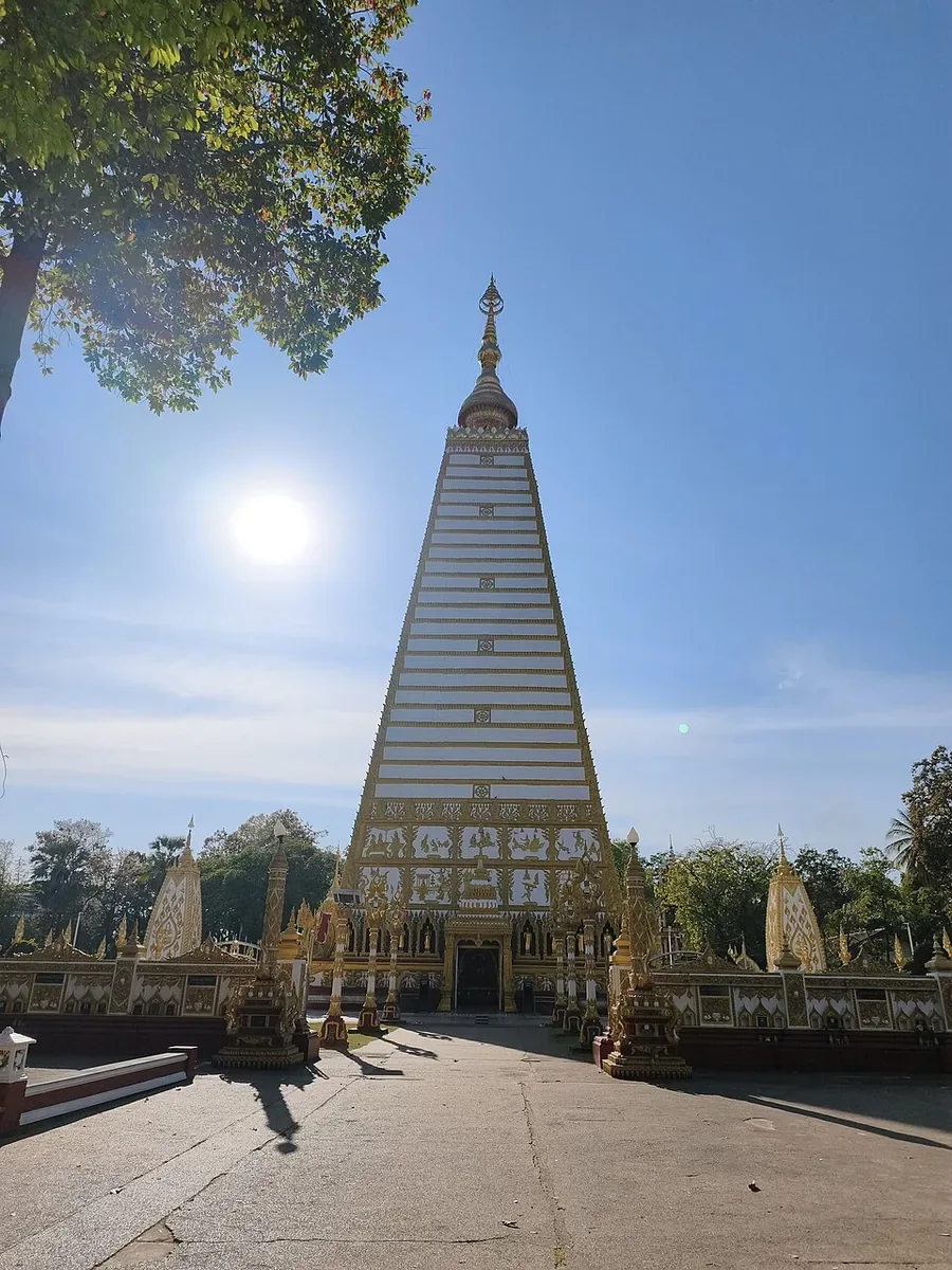 วัดพระธาตุหนองบัว จังหวัดอุบลราชธานี