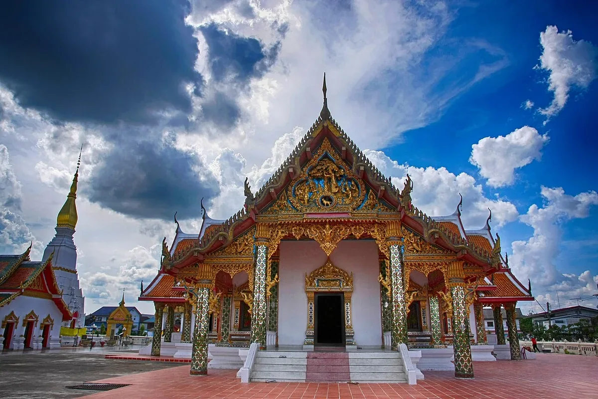 หอไตร วัดพระธาตุเชิงชุม จังหวัดสกลนคร