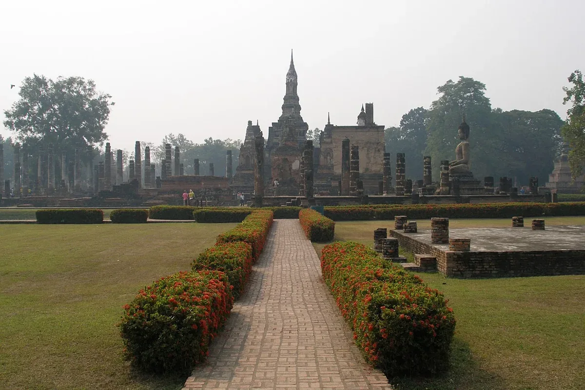 วัดมหาธาตุ อุทยานประวัติศาสตร์สุโขทัย จังหวัดสุโขทัย